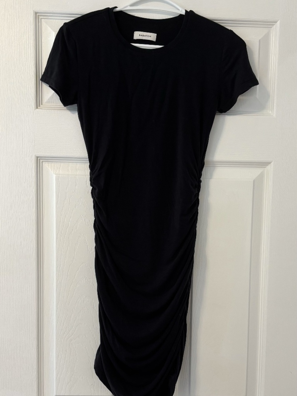 Aritzia Babaton shirt-sleeve crewneck bodycon dress - black - XS